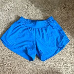POOL BLUE LULULEMON SHORTS HOTTY HOT 4 IN
